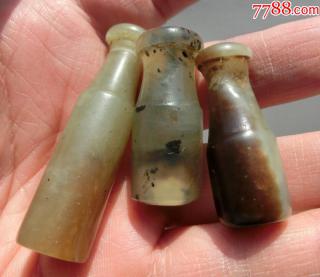 百年历史传承,包浆油润,明清老和田玉烟嘴